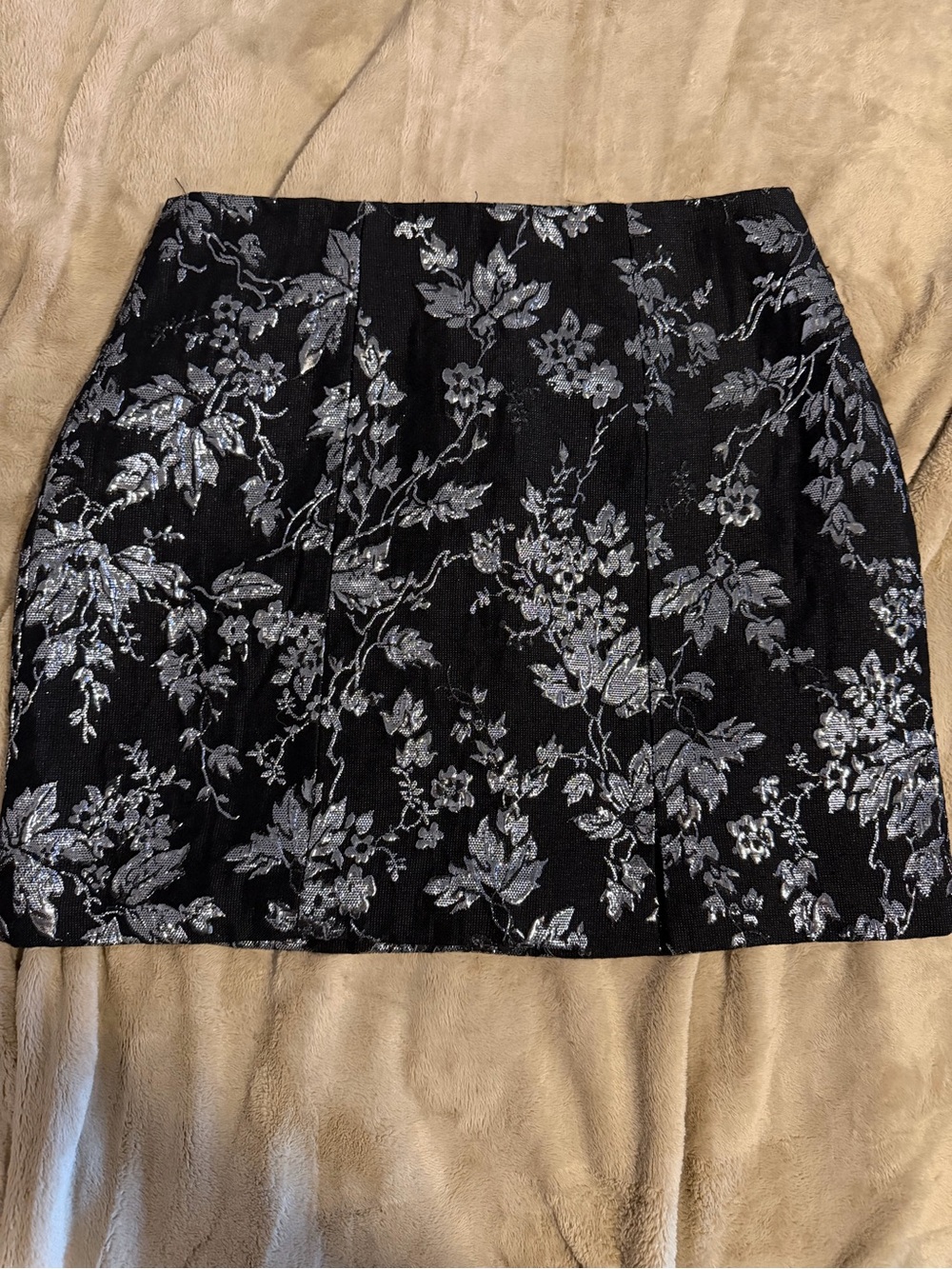 FORE Black Floral Metallic Silver Brocade Mini Skirt Size Small Y2K Whimsigoth